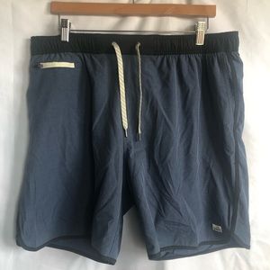 VUORI Blue Banks Hybrid Shorts 7.5” V-Cycled Shirts Men Sz XXL